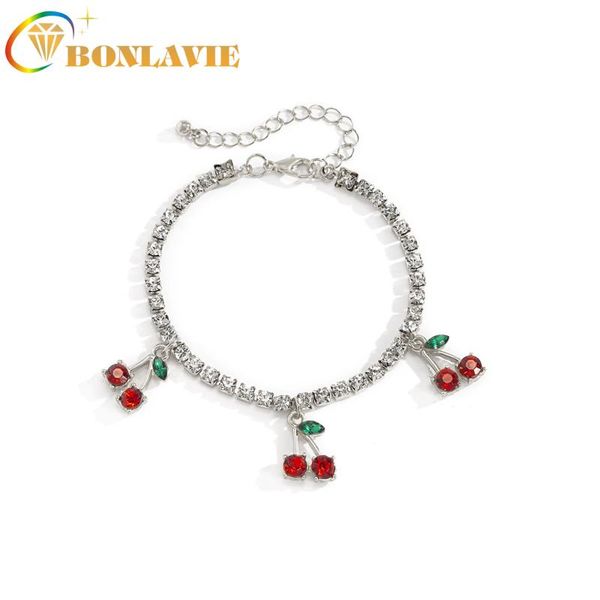charm bracelets bonlavie simple and sweet red cherry bracelet female retro zircon claw chain alloy fruit jewelry, Golden;silver
charm bracelets bonlavie simple and sweet red cherry bracelet female retro zircon claw chain alloy fruit jewelry, Golden;silver