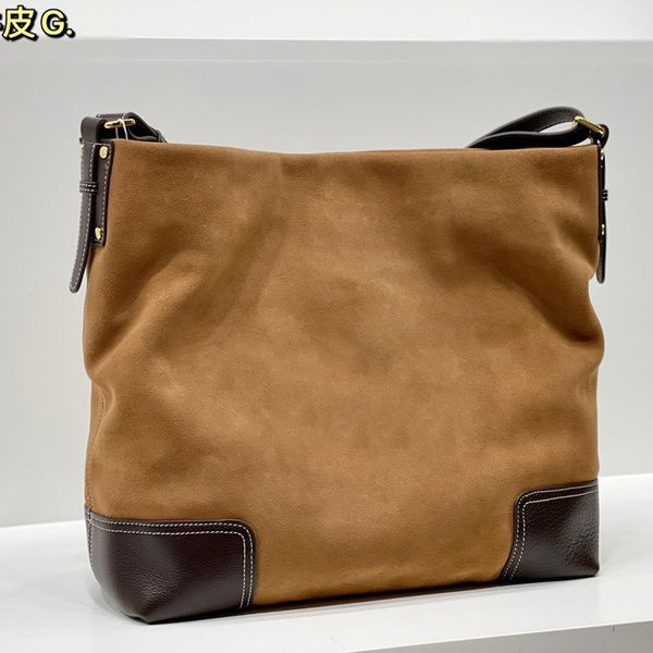 design s suede large capacity female minority middle ancient new tote bag single shoulder portable messenger bag
design s suede large capacity female minority middle ancient new tote bag single shoulder portable messenger bag