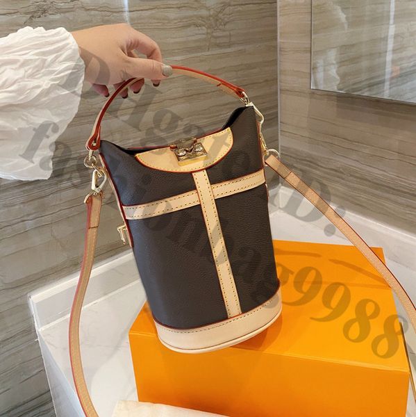 luxury designer m shoulder bag handbags women real leather casual chips phone purse large capacity genuine cross body hand bags size 22x15cm
luxury designer m shoulder bag handbags women real leather casual chips phone purse large capacity genuine cross body hand bags size 22x15cm