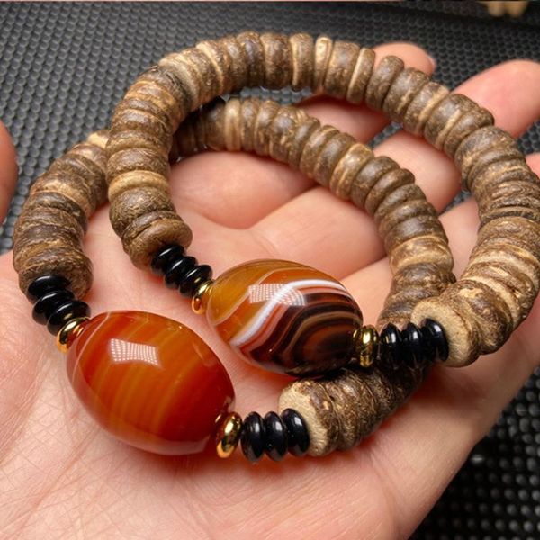 charm bracelets retro natural tibetan dzi ancient agates red black agat stone beaded for women men healing reiki jewelry, Golden;silver
charm bracelets retro natural tibetan dzi ancient agates red black agat stone beaded for women men healing reiki jewelry, Golden;silver