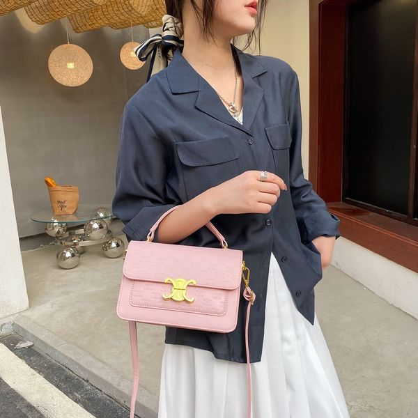 women's new 2021 korean fashion lovely chain small square bag metal embossed texture single shoulder messenger bag fashion
women's new 2021 korean fashion lovely chain small square bag metal embossed texture single shoulder messenger bag fashion