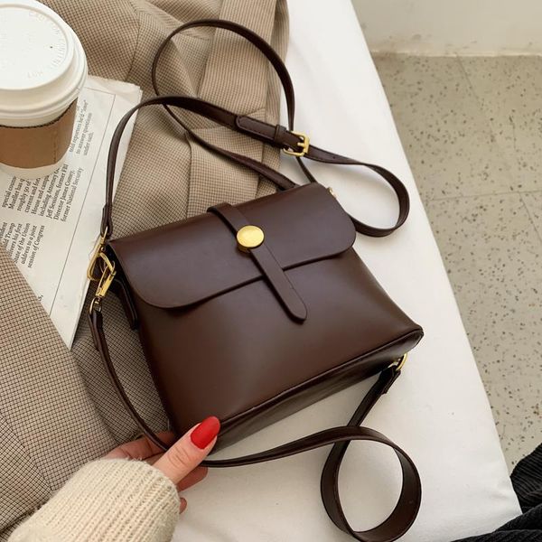 cross body women messenger bags vintage leather shoulder bag female handbags high qaulity solid crossbody for girls bucket sac
cross body women messenger bags vintage leather shoulder bag female handbags high qaulity solid crossbody for girls bucket sac