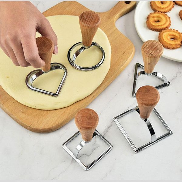 baking moulds zinc alloy biscuit mould set cookie die cutting decorating tools
baking moulds zinc alloy biscuit mould set cookie die cutting decorating tools