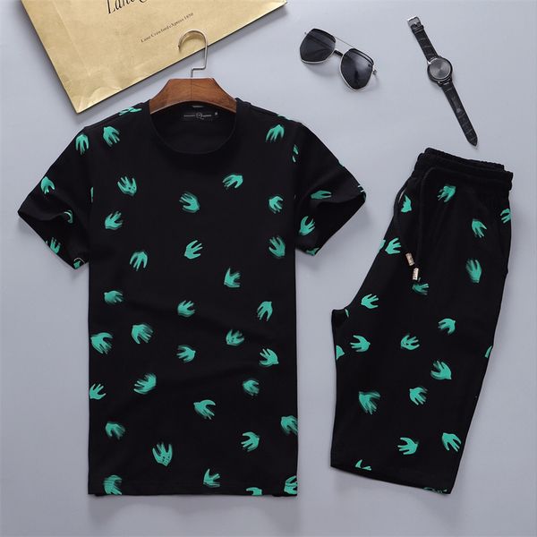 luxury men's tracksuits letters embroidery mens jogging suits fashion o-neck sportswear suit men clothes summer running wear t-shirt sh, Gray
luxury men's tracksuits letters embroidery mens jogging suits fashion o-neck sportswear suit men clothes summer running wear t-shirt sh, Gray