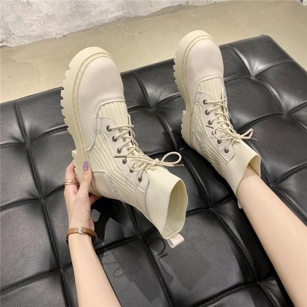 boots winter women ankle patent leather 4cm heel keep warm lace up platform for woman shoes botas 35-39, Black
boots winter women ankle patent leather 4cm heel keep warm lace up platform for woman shoes botas 35-39, Black