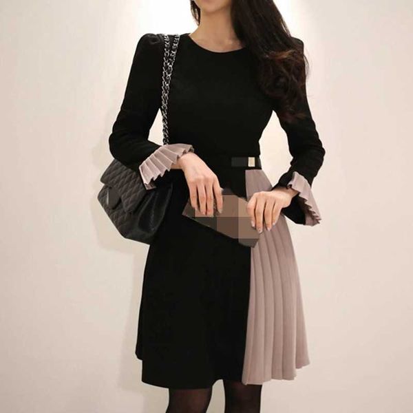 women autumn vintage ruffles tunic pleated dress korean office lady long sleeve patchwork o-neck elegant party dresses 210525, Black;gray
women autumn vintage ruffles tunic pleated dress korean office lady long sleeve patchwork o-neck elegant party dresses 210525, Black;gray
