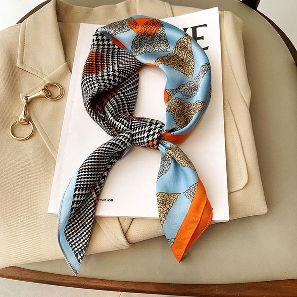 scarves 2021 autumn female silk 70x70cm small square towel fashion carriage dustproof kerchief luxury print sunscreen shawls, Blue;gray
scarves 2021 autumn female silk 70x70cm small square towel fashion carriage dustproof kerchief luxury print sunscreen shawls, Blue;gray
