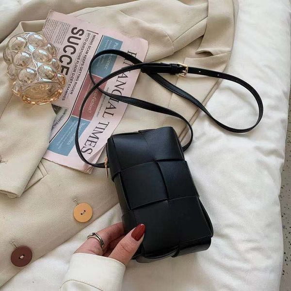 luxury designer pillow bags ladies shoulder bag name messenger bag woven women multicolor
luxury designer pillow bags ladies shoulder bag name messenger bag woven women multicolor
