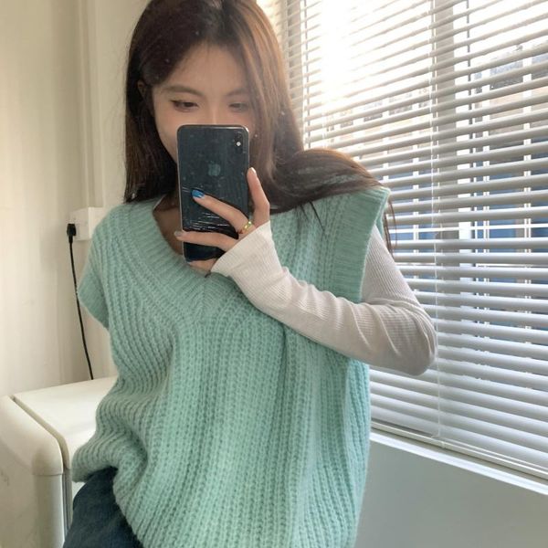 women's vests autumn knitted vest spring korean fashion female wearing loose v-neck sweater women, Black;white
women's vests autumn knitted vest spring korean fashion female wearing loose v-neck sweater women, Black;white