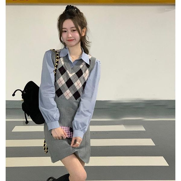 casual dresses 2021 autumn and winter retro art college style girl check stitching knitted pleated v-neck dress trend, Black;gray
casual dresses 2021 autumn and winter retro art college style girl check stitching knitted pleated v-neck dress trend, Black;gray