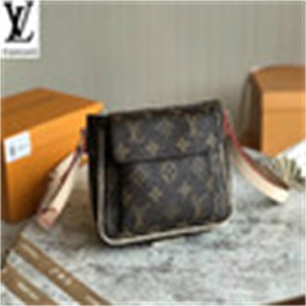designer luxury e2ia old flower tofu bag small square bag medieval bag m51165 handbags bags handles shoulder bags brand totes evening cr
designer luxury e2ia old flower tofu bag small square bag medieval bag m51165 handbags bags handles shoulder bags brand totes evening cr