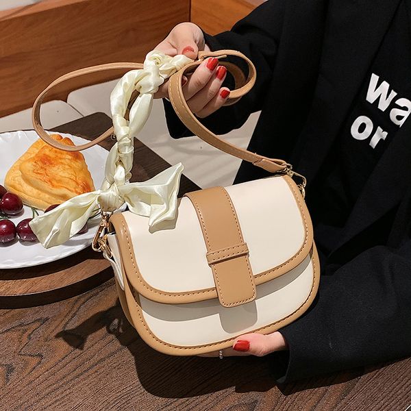 luxurys felicie purse handbags designers contrast saddle bag women's 2021 fashion armpit versatile ins messenger single shoulder, Black;red
luxurys felicie purse handbags designers contrast saddle bag women's 2021 fashion armpit versatile ins messenger single shoulder, Black;red