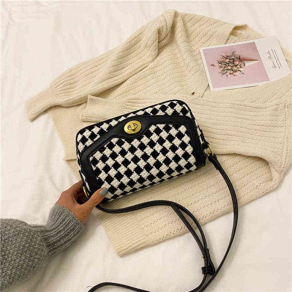 2021 fashion female houndstooth argyle plaid shoulder bags trendy design messenger for ladies designers crossbody
2021 fashion female houndstooth argyle plaid shoulder bags trendy design messenger for ladies designers crossbody