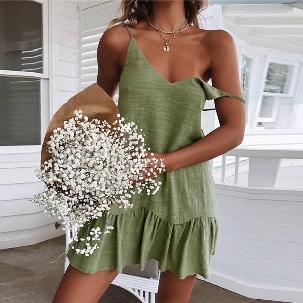 casual dresses 2021 club wild contrast hollow out woman summer bodycon patchwork streetwear low-cut halter beach dress, Black;gray
casual dresses 2021 club wild contrast hollow out woman summer bodycon patchwork streetwear low-cut halter beach dress, Black;gray