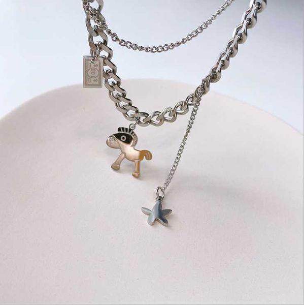 smart electric toothbrush simple titanium steel necklace, female star trojan horse, double layered, niche design, hip hop fashion jewelry
smart electric toothbrush simple titanium steel necklace, female star trojan horse, double layered, niche design, hip hop fashion jewelry
