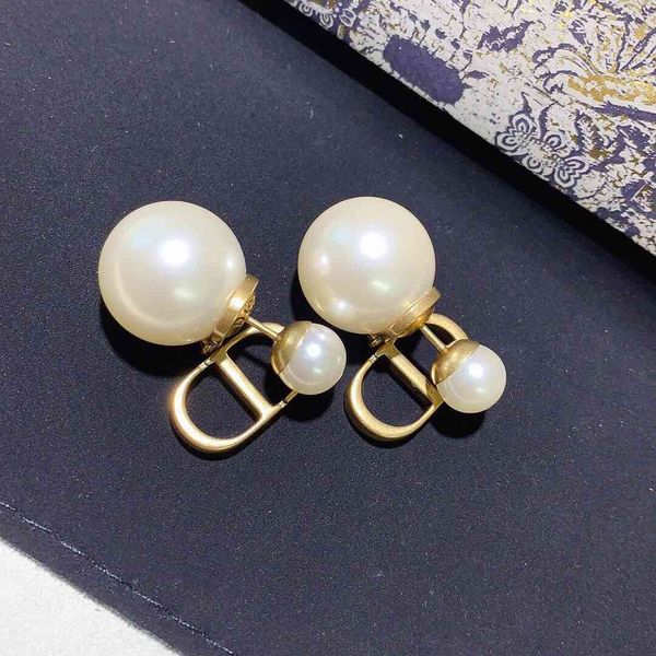 aaa designer jewelry shidifei large and small pearl 925 silver needle female earrings, Golden
aaa designer jewelry shidifei large and small pearl 925 silver needle female earrings, Golden