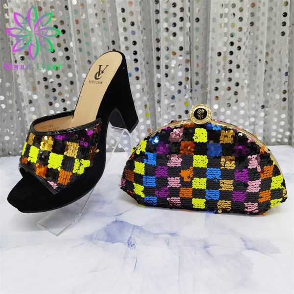 dress shoes fashionable coming office lady silver italian designer and bag set to match with shinning crystal for wedding party, Black
dress shoes fashionable coming office lady silver italian designer and bag set to match with shinning crystal for wedding party, Black