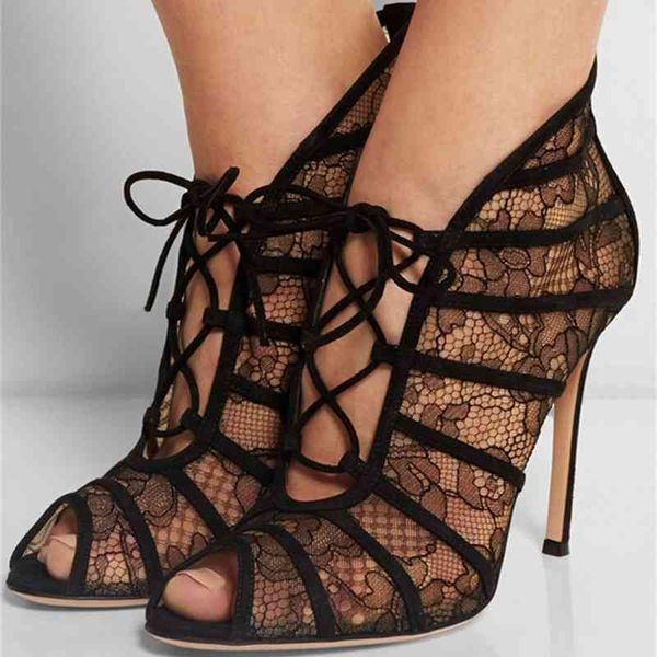 sandal black male strip torozelo peep toe cut-out gladiator on of women summer sandals size 34-42 ship
sandal black male strip torozelo peep toe cut-out gladiator on of women summer sandals size 34-42 ship