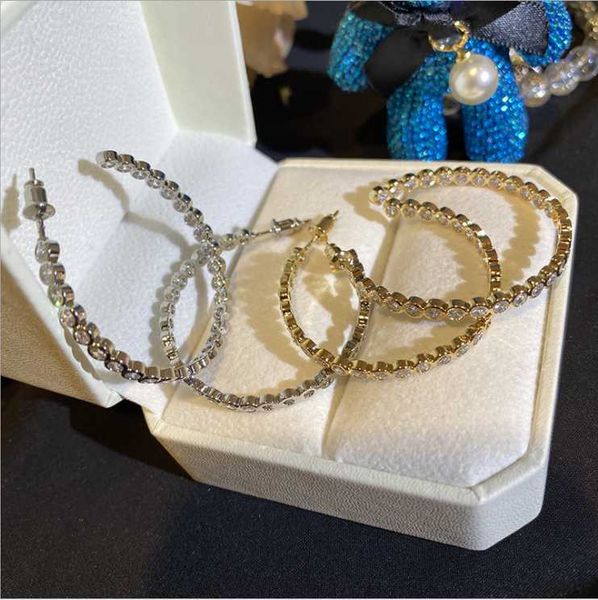 hoop & huggie women large circle earrings femininity exaggerated zircon, Golden;silver
hoop & huggie women large circle earrings femininity exaggerated zircon, Golden;silver
