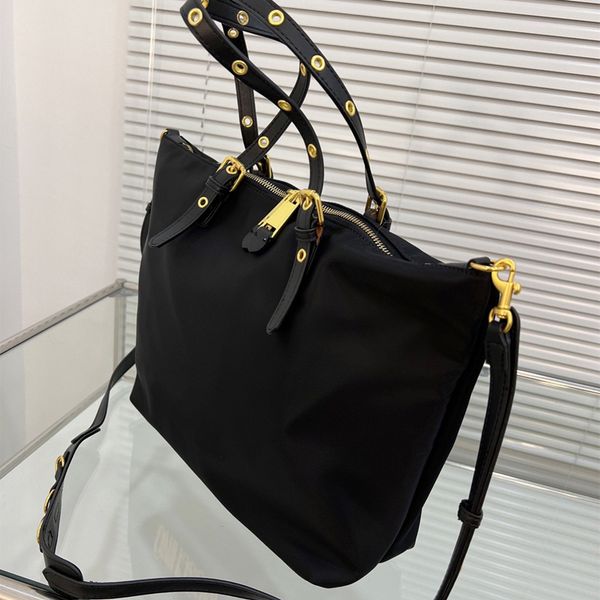 designer tote shoulder bags luxury handbags high-capacity genuine leather fashion brand different colors various styles with original box
designer tote shoulder bags luxury handbags high-capacity genuine leather fashion brand different colors various styles with original box