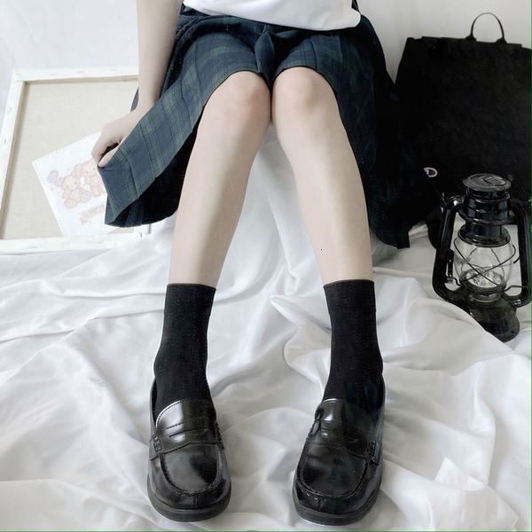socks hosiery pure veet spring and summer thin breathable silk korean jk college style white socks, Black;white
socks hosiery pure veet spring and summer thin breathable silk korean jk college style white socks, Black;white