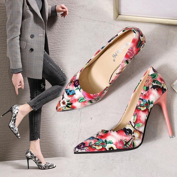 dress shoes ethnic wind shallow flower thin high heels slip on pointed toe ladies party pumps european fashion women single 35-44, Black
dress shoes ethnic wind shallow flower thin high heels slip on pointed toe ladies party pumps european fashion women single 35-44, Black