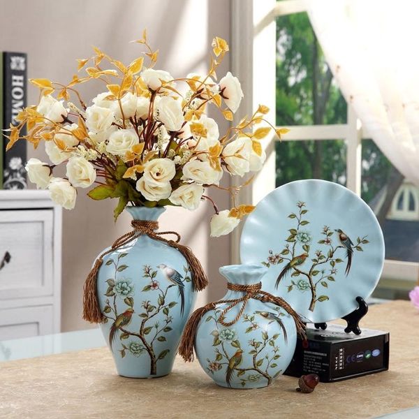 vases 3pcs/set european style ceramic vase curio shelves for flowers home decoration accessories modern flower wedding gift
vases 3pcs/set european style ceramic vase curio shelves for flowers home decoration accessories modern flower wedding gift