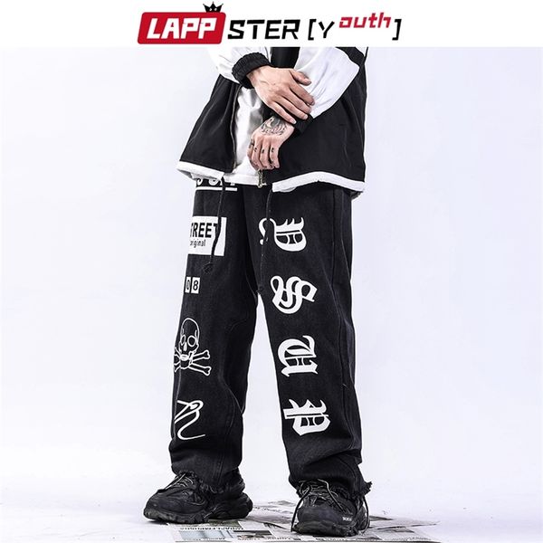 men punk front printed graphic jeans spring mens hip hop japanese streetwear denim pants male black joggers 210420, Blue
men punk front printed graphic jeans spring mens hip hop japanese streetwear denim pants male black joggers 210420, Blue