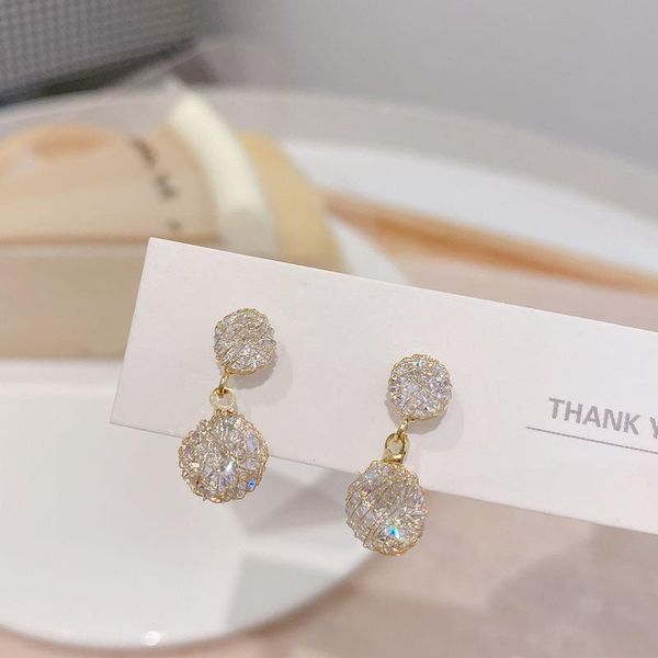 dangle & chandelier gold plated geometric exquisite sparkling zircon water drop earring for women simple fashion handmade party jewelry, Silver
dangle & chandelier gold plated geometric exquisite sparkling zircon water drop earring for women simple fashion handmade party jewelry, Silver