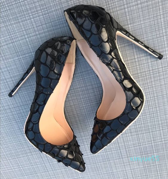 european and american new black lace high-heeled shoes, sexy, shallow, pointed, fine shoes, 12cm wedding banquet shoes, bride shoes
european and american new black lace high-heeled shoes, sexy, shallow, pointed, fine shoes, 12cm wedding banquet shoes, bride shoes