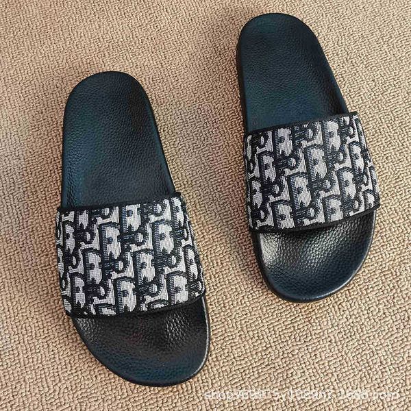 2021 summer fashion high end slipper trend outdoor flip flop flat bottom household sandals zlh aqco, Black
2021 summer fashion high end slipper trend outdoor flip flop flat bottom household sandals zlh aqco, Black
