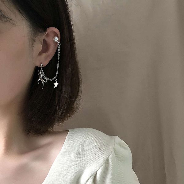 unicorn korean soft girl ins girls chain nail bone clip no ear hole earrings women's fashion, Black
unicorn korean soft girl ins girls chain nail bone clip no ear hole earrings women's fashion, Black