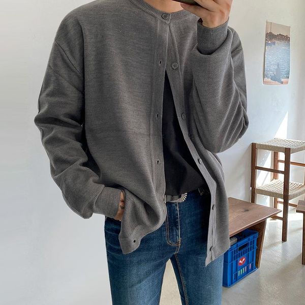 men's sweaters knitted cardigan loose korean version of the trend casual wear sweater spring and autumn thin coat, White;black
men's sweaters knitted cardigan loose korean version of the trend casual wear sweater spring and autumn thin coat, White;black