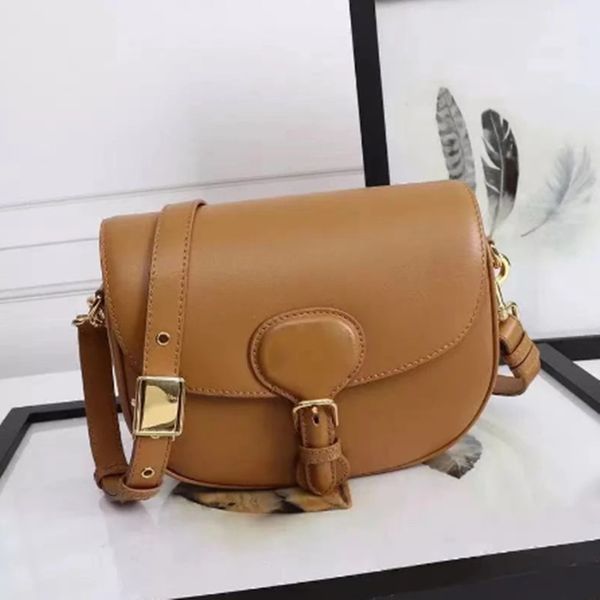 2021 new fashion and luxury big-name ladies bag shoulder bag messenger bag real cowhide tofu bags handbag all-match saddle bags
2021 new fashion and luxury big-name ladies bag shoulder bag messenger bag real cowhide tofu bags handbag all-match saddle bags