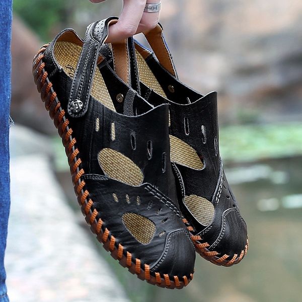 slippers large size men's sandals summer baotou hollowed out holed shoes with cow leather outer wear dual purpose beach 8hc8, Black
slippers large size men's sandals summer baotou hollowed out holed shoes with cow leather outer wear dual purpose beach 8hc8, Black