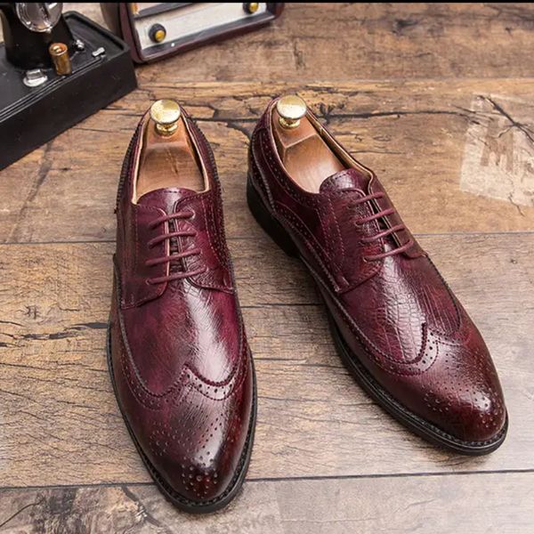 men oxford shoes pu leather formal dress solid color lace up classic block carving za fashion chaussure homme dh743, Black
men oxford shoes pu leather formal dress solid color lace up classic block carving za fashion chaussure homme dh743, Black