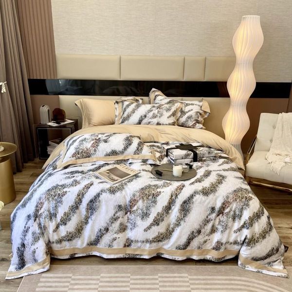 bedding sets modern art abstract leopard and white pattern set 4pcs premium 800tc egyptian cotton duvet cover bed sheet pillowcases
bedding sets modern art abstract leopard and white pattern set 4pcs premium 800tc egyptian cotton duvet cover bed sheet pillowcases