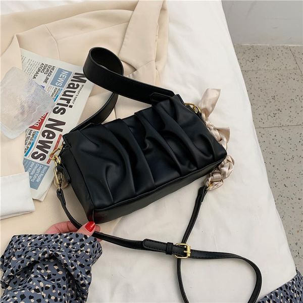 folds shoulder crossbody messenger bag 2021 women handbags tote famous ladies luxury design bags
folds shoulder crossbody messenger bag 2021 women handbags tote famous ladies luxury design bags