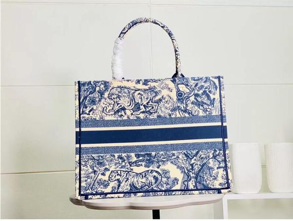 exclusive luxury shopping bags fashion designer handbag bag canvas large capacity handbags the geometric patchwork women embroidery stitch b
exclusive luxury shopping bags fashion designer handbag bag canvas large capacity handbags the geometric patchwork women embroidery stitch b