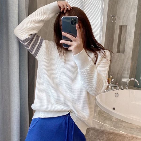 tb autumn winter new classic striped waffle arm yarn dyed integrated pullover round neck sweater for men and women, White;black
tb autumn winter new classic striped waffle arm yarn dyed integrated pullover round neck sweater for men and women, White;black