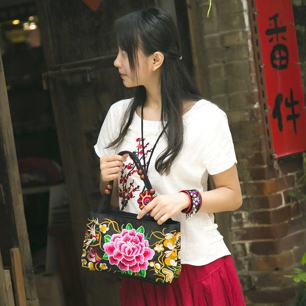 duffel bags china ethnic embroidery bag bouble-layer zipper wooden beads portable canvas chest shopping shoulder
duffel bags china ethnic embroidery bag bouble-layer zipper wooden beads portable canvas chest shopping shoulder