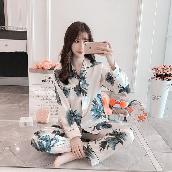 Women's Sleepwear Plus Size Satin Pajama Sets Long Sleeve Print Sexy Pijama Silk Pyjamas Female Home Suit Tracksuit Pj 023Z, Black;red
Women's Sleepwear Plus Size Satin Pajama Sets Long Sleeve Print Sexy Pijama Silk Pyjamas Female Home Suit Tracksuit Pj 023Z, Black;red