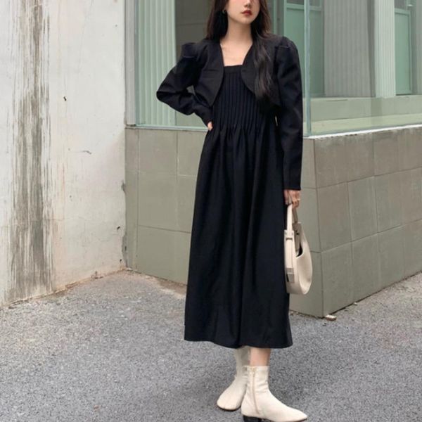 casual dresses short small suit jacket autumn fashion pleated suspender dress aging two-piece set female, Black;gray
casual dresses short small suit jacket autumn fashion pleated suspender dress aging two-piece set female, Black;gray