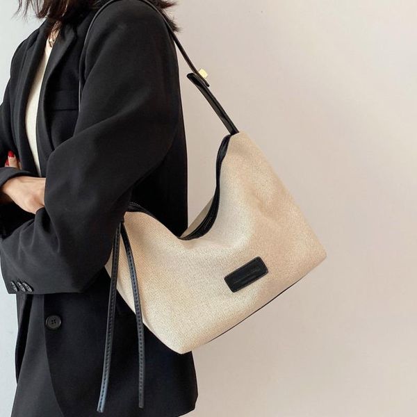 evening bags trend large capacity messenger bag 2021 women canvas single shoulder armpit fashion simple tote leisure handbags
evening bags trend large capacity messenger bag 2021 women canvas single shoulder armpit fashion simple tote leisure handbags