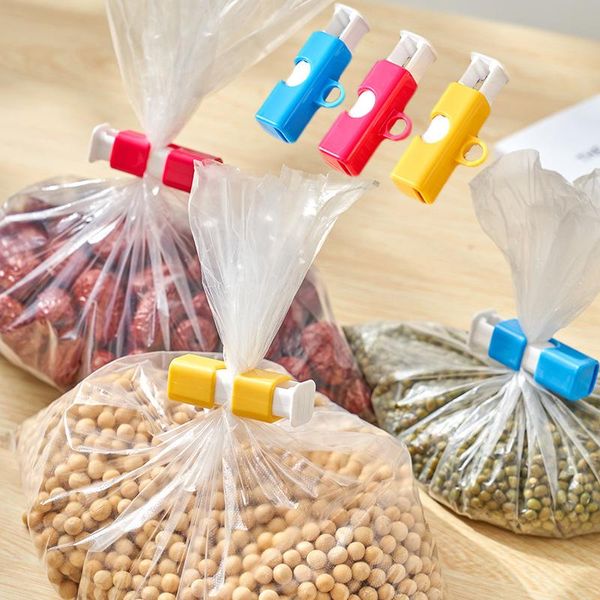 bag clips 3pcs/set portable kitchen storage food snack sealing plastic mini clamp clip accessories
bag clips 3pcs/set portable kitchen storage food snack sealing plastic mini clamp clip accessories