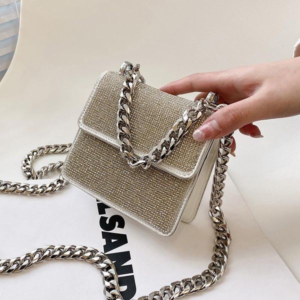 evening bags 2021 high-quality bright diamond handbags trendy fashion ladies messenger bag net red chain small square
evening bags 2021 high-quality bright diamond handbags trendy fashion ladies messenger bag net red chain small square