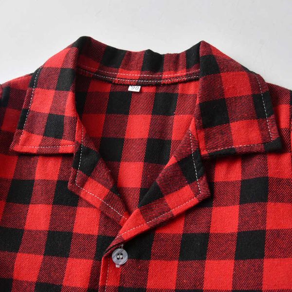 children's home pajamas set classic red and black plaid long sleeve shirt home suit loose pants two piece set, Blue;red
children's home pajamas set classic red and black plaid long sleeve shirt home suit loose pants two piece set, Blue;red