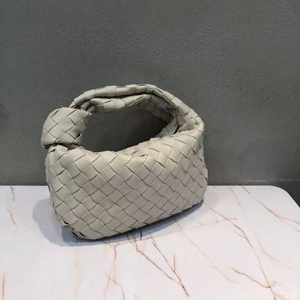 designers womens handbags purses genuine leather neverfull bag handbag versatile baskets pochette low-profile luxurious connotation ox horn
designers womens handbags purses genuine leather neverfull bag handbag versatile baskets pochette low-profile luxurious connotation ox horn