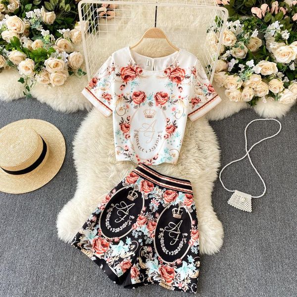 women's tracksuits 2021 short floral crop set women sweet summer slim high wasit shorts suit ladies casual chic two piece sets, Gray
women's tracksuits 2021 short floral crop set women sweet summer slim high wasit shorts suit ladies casual chic two piece sets, Gray
