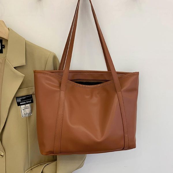 evening bags women vintage pu leather large capacity tote shoulder bag ladies solid color shopping handbags bolsas femininas baratas
evening bags women vintage pu leather large capacity tote shoulder bag ladies solid color shopping handbags bolsas femininas baratas